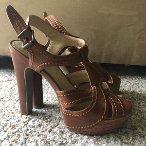 Size 8.5 LC by Lauren Conrad Platform Sandals